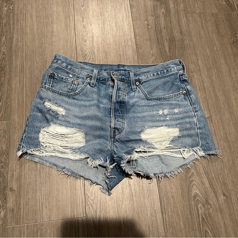 Women’s Levi denim shorts, size 31.